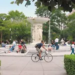 Sojourn Dupont At The Circle